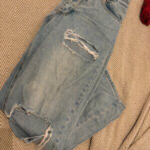 Ripped high waisted jeans